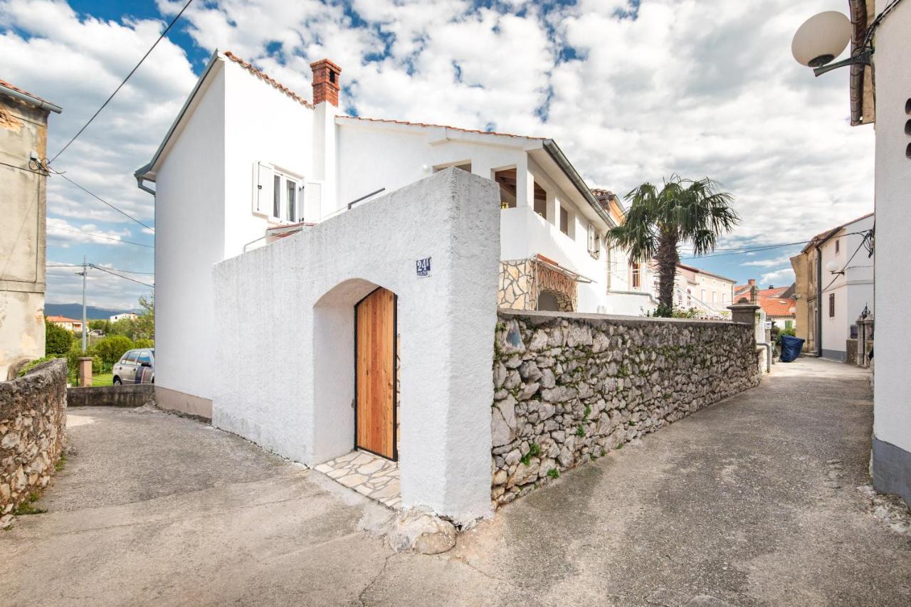 Apartman Umpa Omišalj Exterior foto